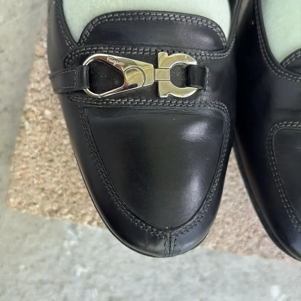Classic Ferragamo’s slingbacks